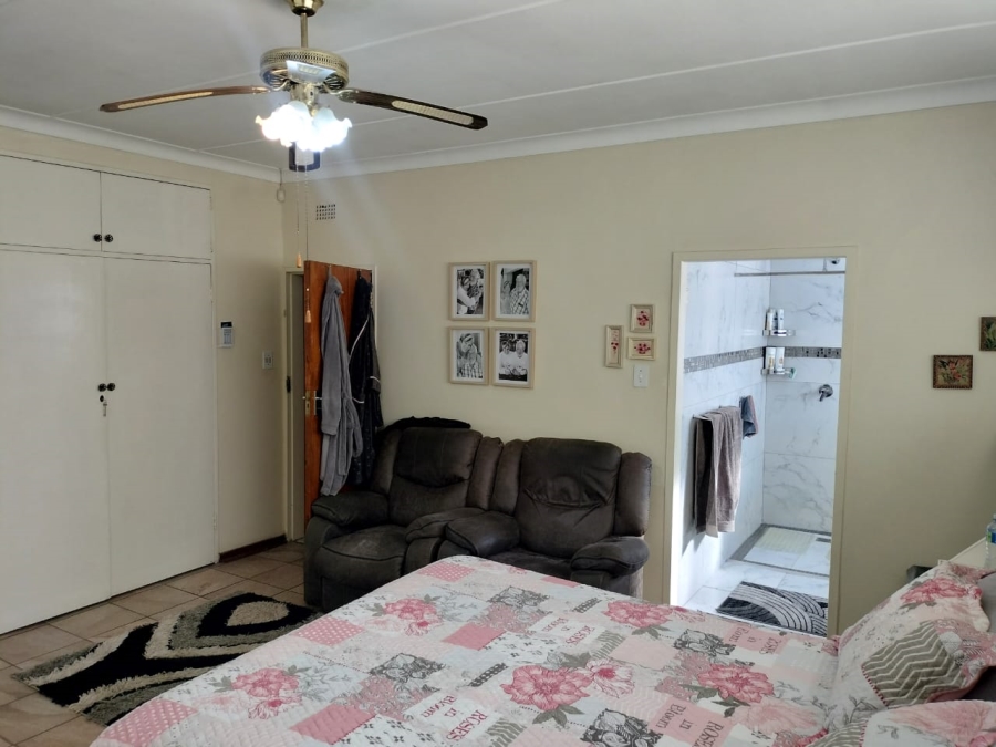 4 Bedroom Property for Sale in Parys Free State